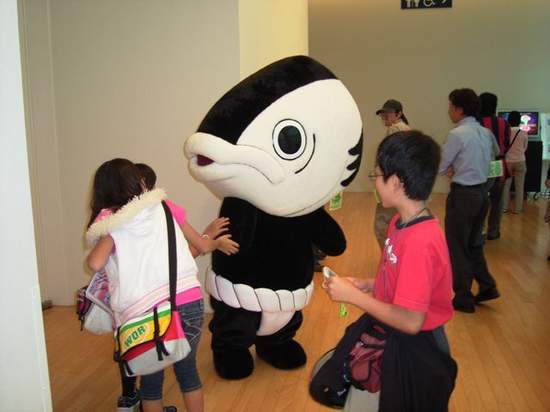 日本超寫實～ 鰹魚人間 促銷娃娃！