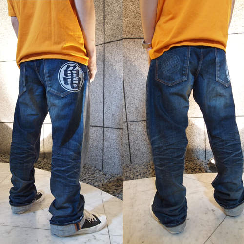 《龜派牛仔褲》成為龜仙人弟子時尚配備 《龜派牛仔褲》成為龜仙人弟子時尚配備