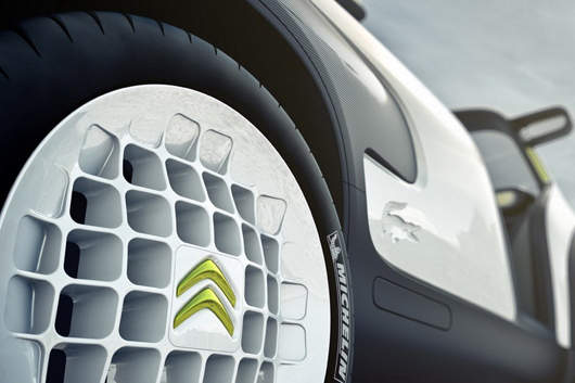 Citroen X  Lacoste 跨界合作概念車  超級前衛設計感 Citroen X  Lacoste 跨界合作概念車  超級前衛設計感