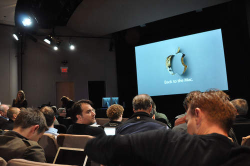 最新新新新 MacBook Air 亮相 最新新新新 MacBook Air 亮相