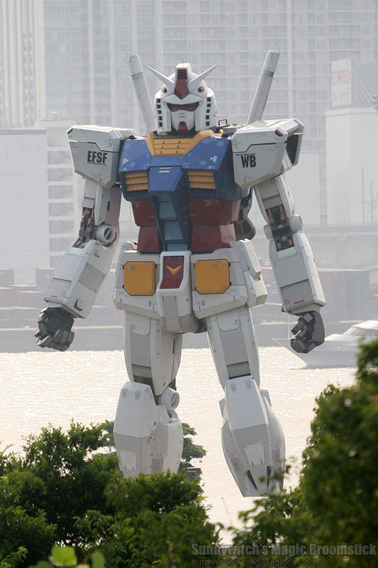 卡通人物跑到現實中的想像圖 卡通人物跑到現實中的想像圖