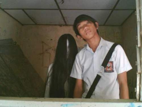 靈異照片大募集 有注意到那個是〝多出來〞的好朋友嘛!? 靈異照片大募集 有注意到那個是〝多出來〞的好朋友嘛!?