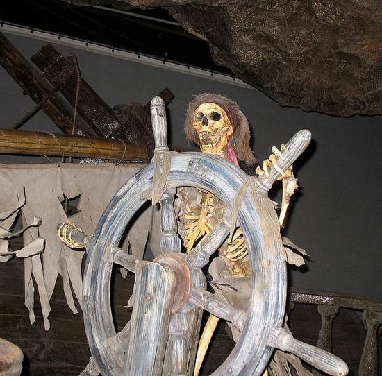 連海賊王都會怕的幽靈船傳說 連海賊王都會怕的幽靈船傳說