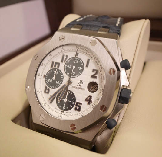 Audemars Piguet AP愛彼表 Royal oak Off Shore 開箱 Audemars Piguet AP愛彼表 Royal oak Off Shore 開箱