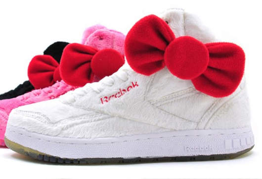 Reebok X Hello Kitty 凱蒂貓:限量萌物 好想穿上它 Reebok X Hello Kitty 凱蒂貓:限量萌物 好想穿上它