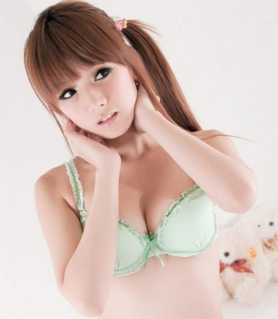 虎牙妹 解婕翎 沒了虎牙的虎牙妹更美麗 虎牙妹 解婕翎 沒了虎牙的虎牙妹更美麗