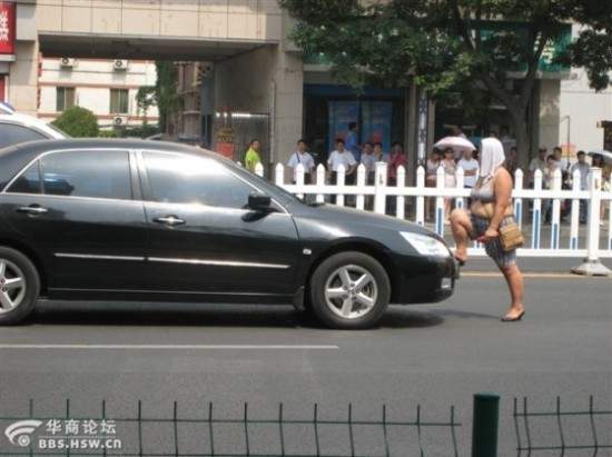 《布拉甲大嬸》最兇猛的阻街女狼~ 《布拉甲大嬸》最兇猛的阻街女狼~