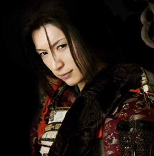 ”上杉謙信”是女兒身?!    ”上杉謙信”是女兒身?!