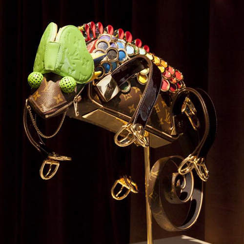 世界上最昂貴的寵物！？穿著LV的動物