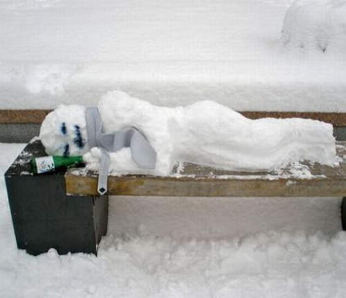 暴走雪人!?原來真實生活裡的雪人是這樣…… 暴走雪人!?原來真實生活裡的雪人是這樣……