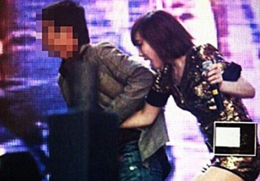 特報特報~少女時代《太妍》差點被綁架?! 特報特報~少女時代《太妍》差點被綁架?!