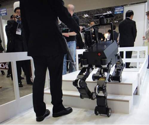 《機器導盲狗》幫助盲人行動更方便! 《機器導盲狗》幫助盲人行動更方便!
