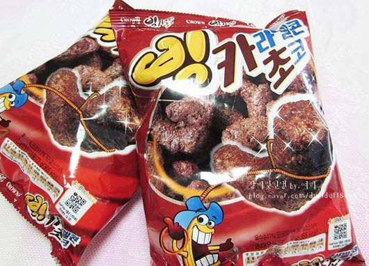 長得像便便的零食?!《Big焦糖巧克力餅乾》 長得像便便的零食?!《Big焦糖巧克力餅乾》