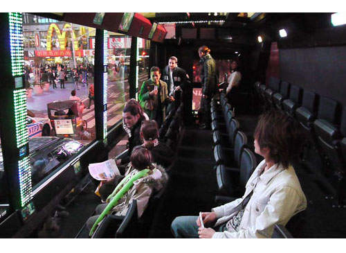 《行動電影院巴士》這上映的是哪一齣? 《行動電影院巴士》這上映的是哪一齣?