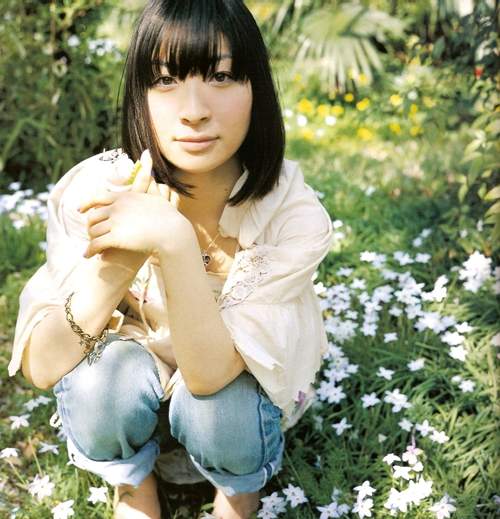 渾然天成的氣質美聲聲優歌手─坂本真綾 渾然天成的氣質美聲聲優歌手─坂本真綾