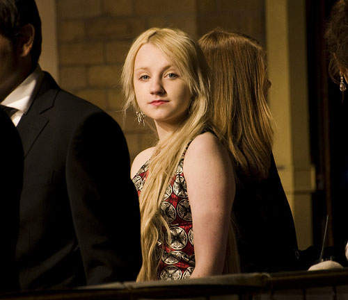 古靈精怪的時尚淑女《伊凡娜林奇》(= 露娜羅古德)