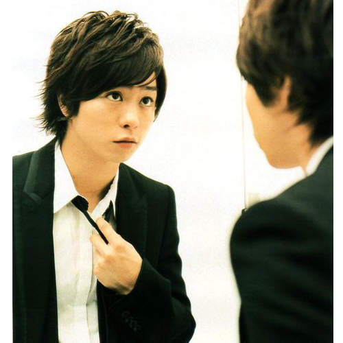 女生其實更想看這些日本男星扯下領帶的瞬間♥