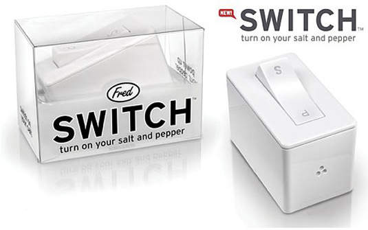 廚房趣品　創意的胡椒與鹽罐