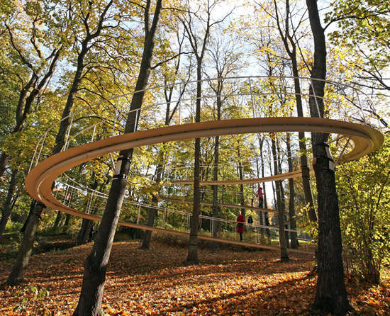 童話世界中的夢幻步道 童話世界中的夢幻步道