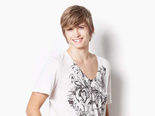 《蓮花小王子》19 歲的巴西陽光男模 Leonardo Frosi   《蓮花小王子》19 歲的巴西陽光男模 Leonardo Frosi