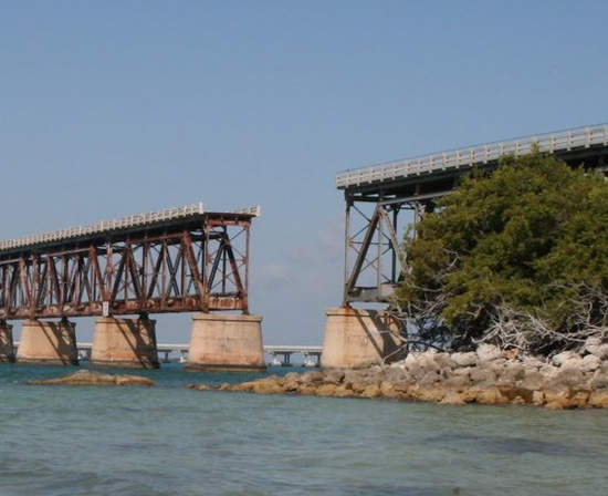 超恐怖!讓人背脊發涼的橋樑 超恐怖!讓人背脊發涼的橋樑