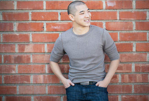 Dawen 美籍華人歌手 你聽過他的歌嗎? Dawen 美籍華人歌手 你聽過他的歌嗎?