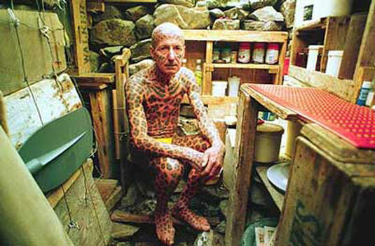 《豹男》出沒!?小心不要被獵人抓走了喔~ 《豹男》出沒!?小心不要被獵人抓走了喔~