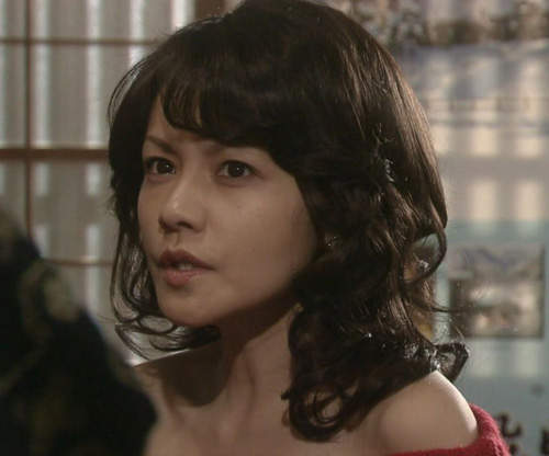 日本吹起〝小三〞風 中澤裕子豁出去了  日本吹起〝小三〞風 中澤裕子豁出去了