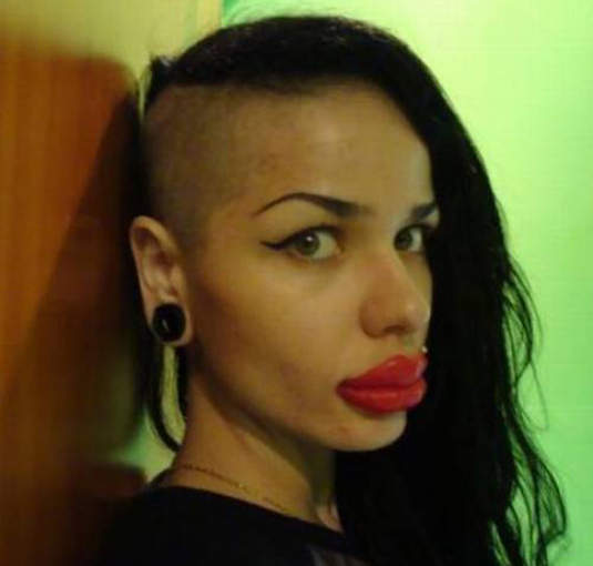 《厚唇少女》厚唇就是美嗎？那就見仁見智了…