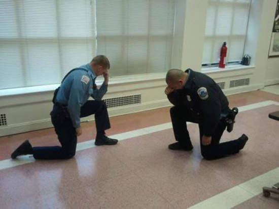 怪照風襲美!旁若無人《提波照》 怪照風襲美!旁若無人《提波照》