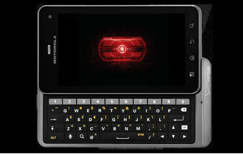 Motorola Droid 3  宣稱最瘦的側滑Q鍵盤式手機