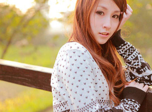 國光幫小秘書 凱蒂(林宜妏) 一舉手一投足都是美