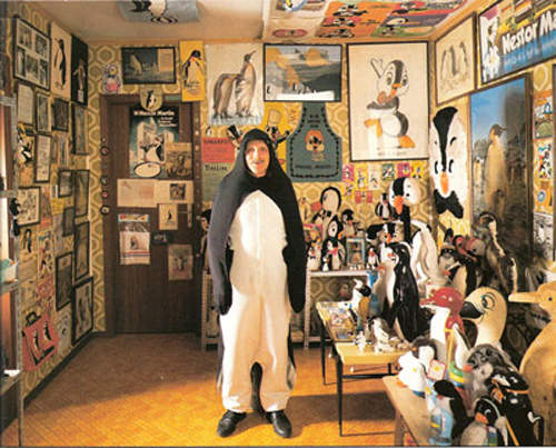 超級企鵝迷!《企鵝爺爺》還會穿著企鵝裝上街喔♥ 超級企鵝迷!《企鵝爺爺》還會穿著企鵝裝上街喔♥