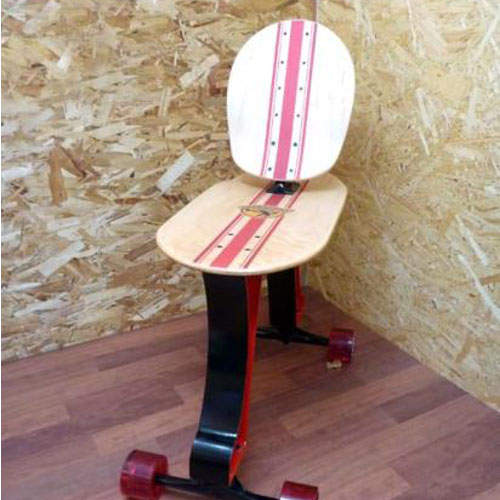 站著玩躺著玩 還是坐著好玩的《滑板椅》 站著玩躺著玩 還是坐著好玩的《滑板椅》