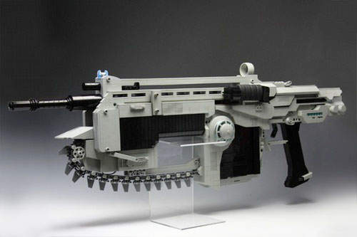 戰爭機器樂高版鏈鋸槍 這是凌凌漆看過最威的DIY作品了
