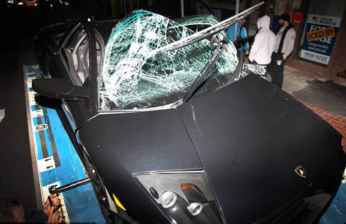 這才是正宗痛車!痛痛痛心好痛... 這才是正宗痛車!痛痛痛心好痛...