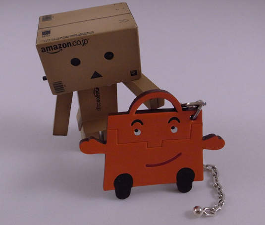 超逗趣的~台灣獨家限定 HERMES 凱莉娃娃皮革鑰匙圈 超逗趣的~台灣獨家限定 HERMES 凱莉娃娃皮革鑰匙圈