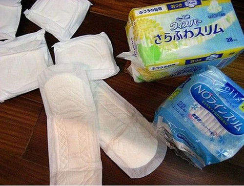 DIY阿綿飯店拖 穿出你的時尚流行(誤) DIY阿綿飯店拖 穿出你的時尚流行(誤)