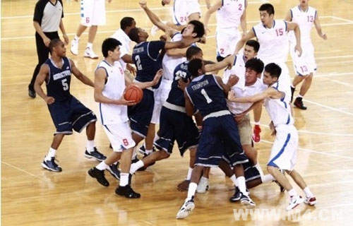 中美友誼賽 不是打籃球而是以武會友？