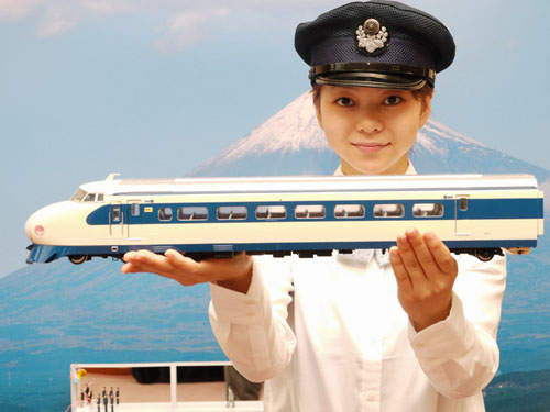 大人的超合金《新幹線0系電車》夢幻中的超特急完全再現  大人的超合金《新幹線0系電車》夢幻中的超特急完全再現