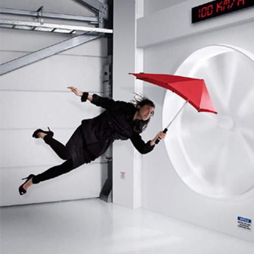 颱風來也不會開花 史上最強傘 SENZ_Umbrellas 颱風來也不會開花 史上最強傘 SENZ_Umbrellas