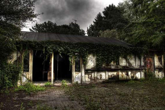 千鬼屋餐廳~毛骨悚然~~~~~ 千鬼屋餐廳~毛骨悚然~~~~~