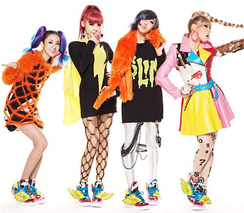 adidas×JEREMY SCOTT×2NE1聯名款羽毛球鞋限量發售★ adidas×JEREMY SCOTT×2NE1聯名款羽毛球鞋限量發售★