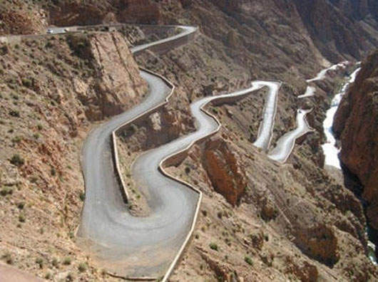 史上最奇異的《道路》！！