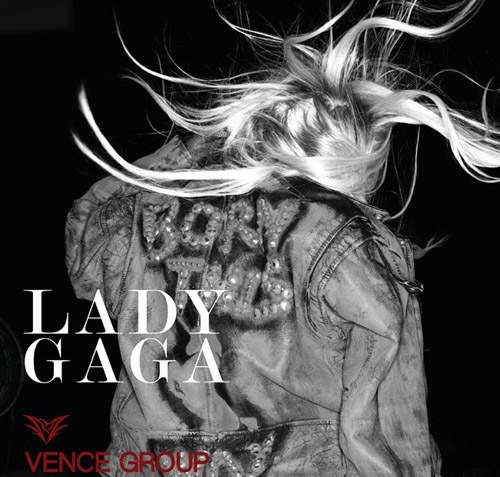 LADY GAGAxVENCE聯名商品 日本妹擠爆專櫃  LADY GAGAxVENCE聯名商品 日本妹擠爆專櫃