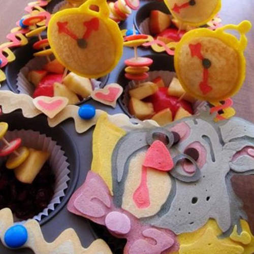 像繪本一樣超可愛的圖案竟然是用鬆餅粉作出來的喔♥ 像繪本一樣超可愛的圖案竟然是用鬆餅粉作出來的喔♥