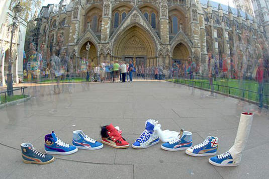 PUMA x WeAreHQ 英國皇家婚禮紀念鞋 PUMA x WeAreHQ 英國皇家婚禮紀念鞋