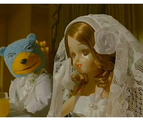 男友一個換一個的莉卡娃娃也終於要結婚了！？？