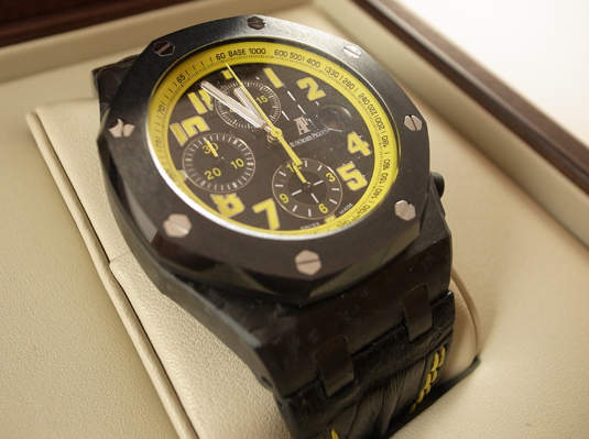 嗡嗡嗡～嗡嗡嗡～Audemars Piguet 大黃蜂飛進來啦！