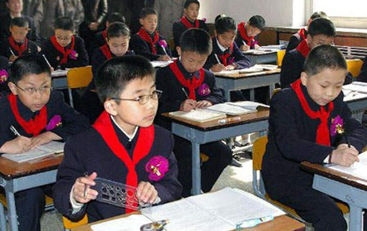 北韓小學生畫的北韓現實生活 北韓小學生畫的北韓現實生活